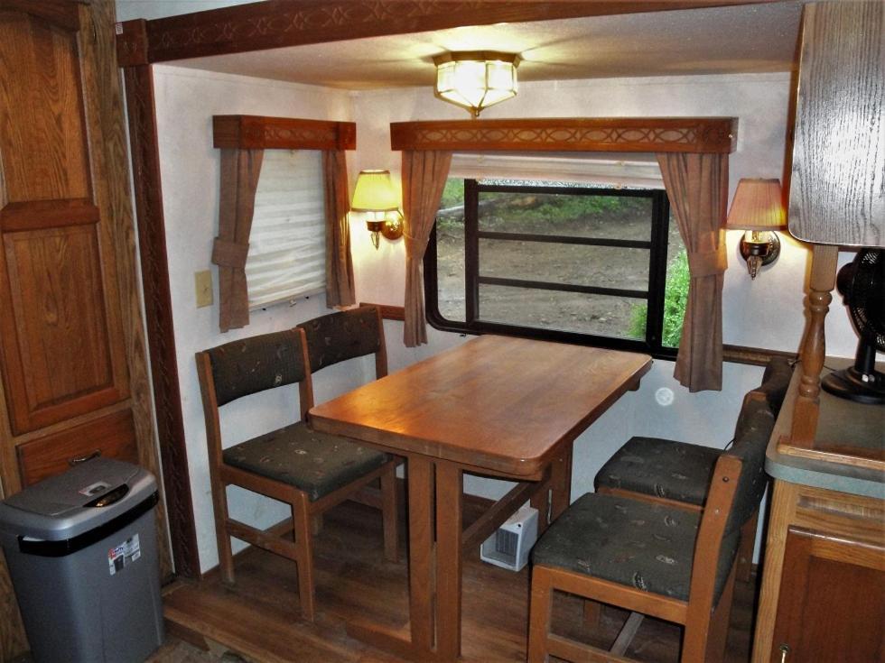 Dark Ridge Hideout Hotel Elk Park Exterior foto